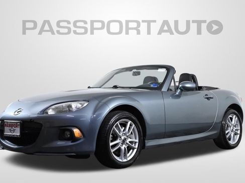 Used 2013 MAZDA MX-5 Miata Sport RWD image 1