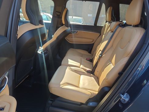 Used 2024 Volvo XC90 B6 Ultimate w/ Protection Package Premier image 29