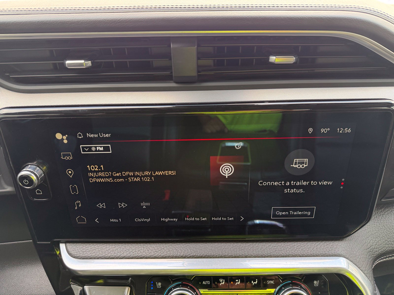 Used 2022 GMC Sierra 1500 Denali AWD/4WD image 19