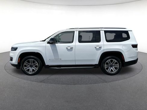 Used 2023 Jeep Wagoneer 4WD w/ Premium Group I image 2