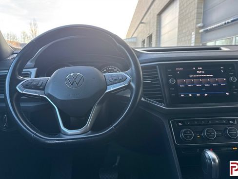 Used 2020 Volkswagen Atlas Cross Sport SE AWD/4WD image 15