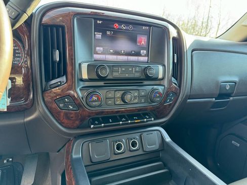Used 2015 GMC Sierra 1500 SLT w/ SLT Preferred Package image 12