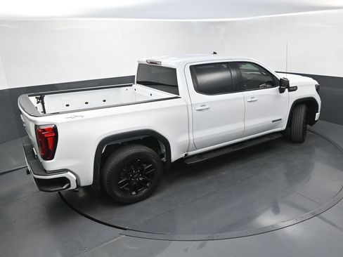 Used 2022 GMC Sierra 1500 Elevation w/ LPO, Elevation Black Package image 34