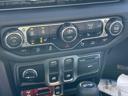 New 2026 Jeep Wrangler Rubicon image 19