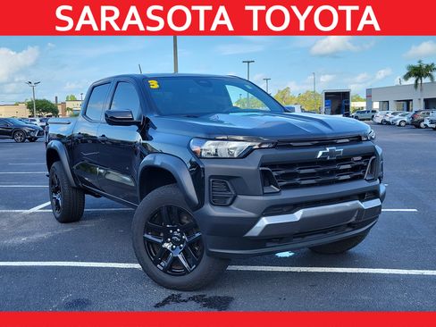 Used 2023 Chevrolet Colorado Trail Boss w/ Technology Package AWD/4WD image 1