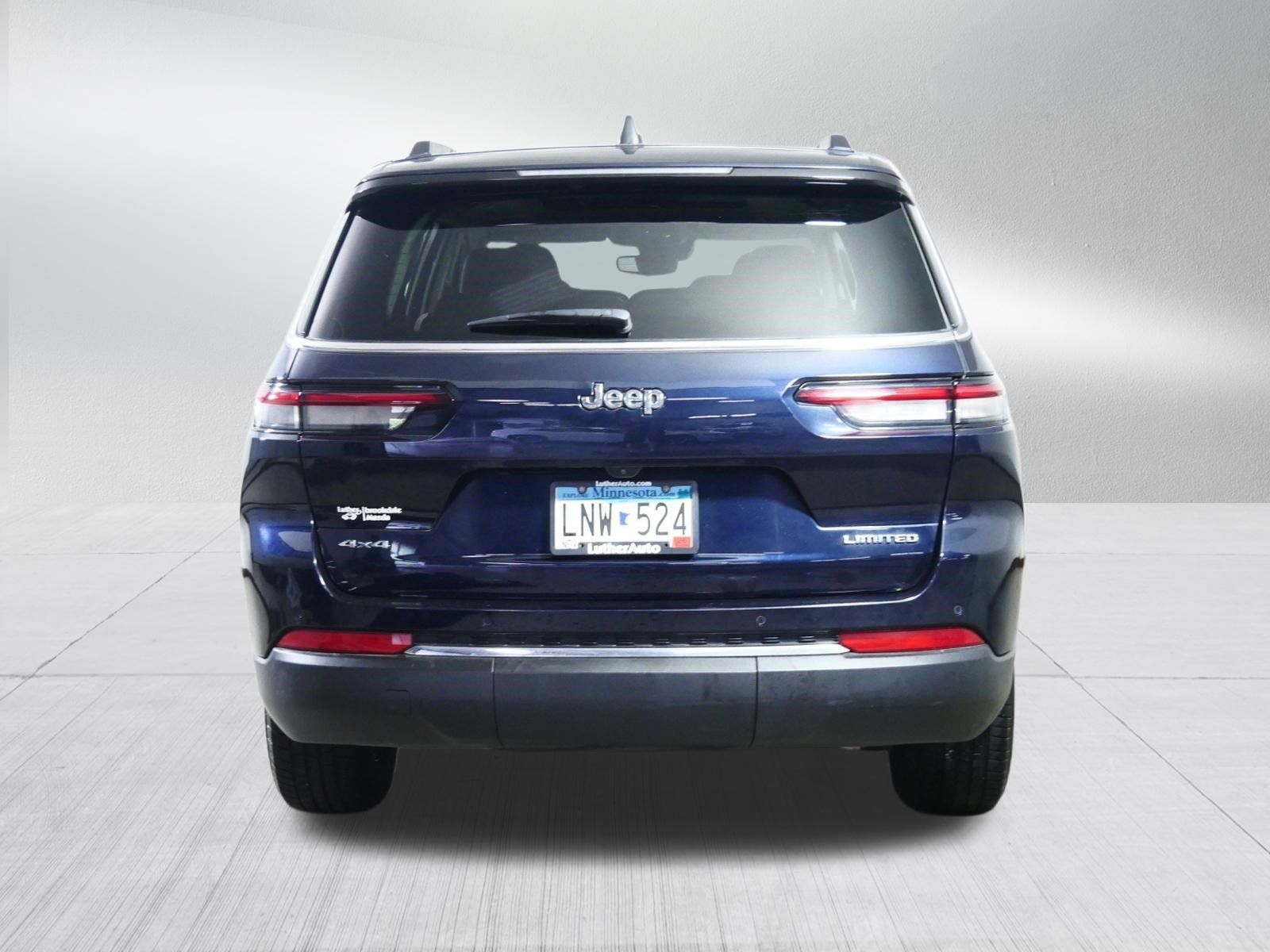 Used 2023 Jeep Grand Cherokee L Limited AWD/4WD image 6