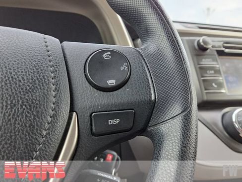 Used 2015 Toyota RAV4 LE FWD image 14