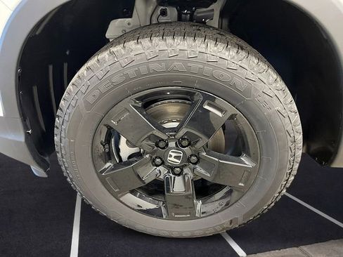 New 2026 Honda Ridgeline Black Edition image 10