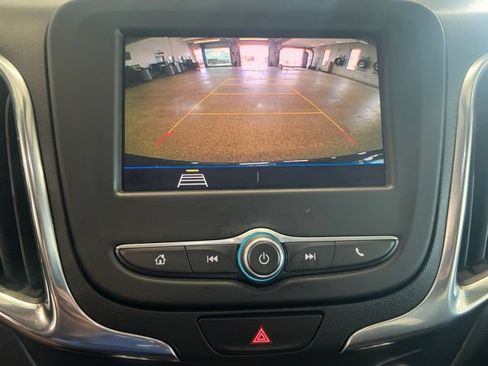 Certified 2021 Chevrolet Equinox LT FWD image 19