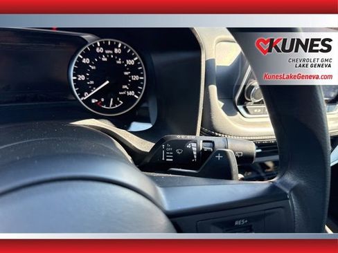 Used 2024 Nissan Rogue SV image 42