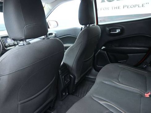 Used 2018 Jeep Compass Sport w/ Cold Weather Group AWD/4WD image 23