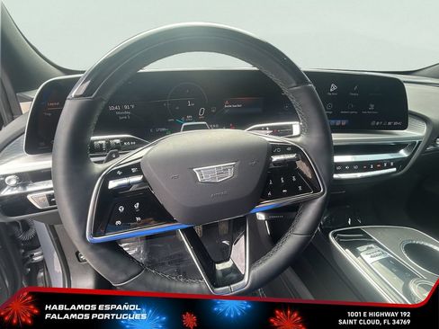 Certified 2025 Cadillac Lyriq Luxury w/ LPO, Floor Liner Package AWD/4WD image 15