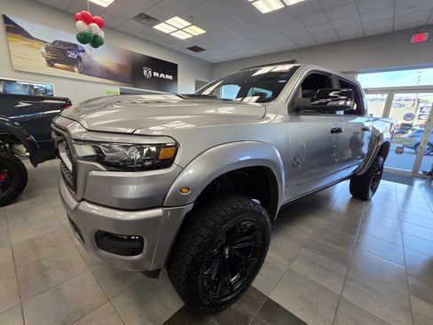 New 2026 RAM 1500 Big Horn AWD/4WD image 3