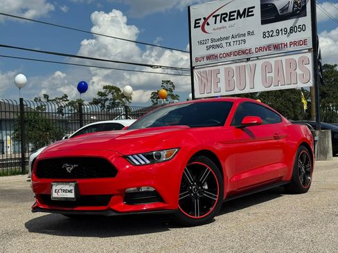 Used 2015 Ford Mustang Coupe RWD image 39