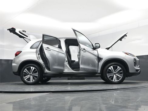 Used 2024 Mitsubishi Outlander Sport LE image 23