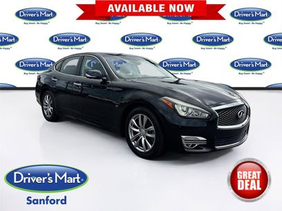 Used 2018 INFINITI Q70 Luxe