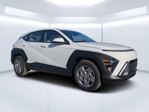 New 2026 Hyundai Kona SE FWD image 1