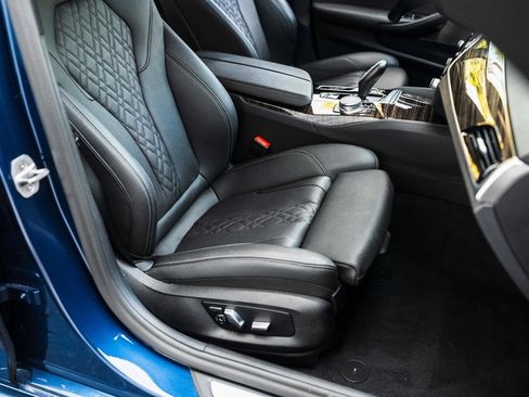 Used 2021 BMW 530i w/ M Sport Package RWD image 27