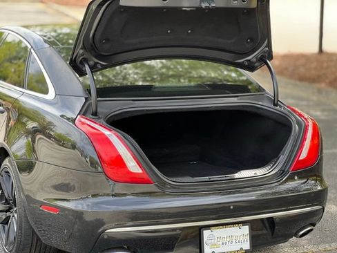 Used 2017 Jaguar XJ L Portfolio AWD/4WD image 46
