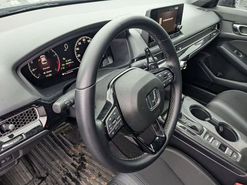 Used 2025 Honda Civic Sport image 16