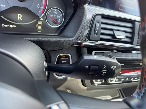 Used 2015 BMW M3 image 34