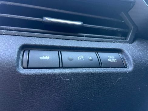 Used 2021 Nissan Altima 2.5 SR w/ SR Premium Package AWD/4WD image 12