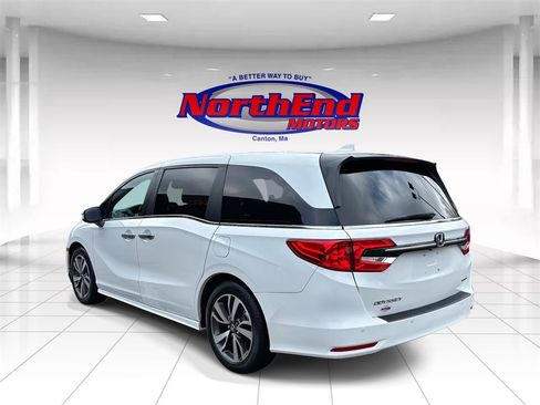 Used 2023 Honda Odyssey Touring image 5
