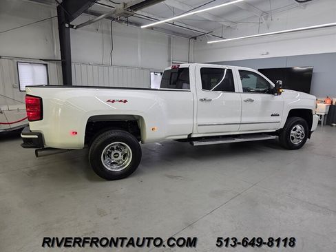 Used 2018 Chevrolet Silverado 3500 High Country w/ Duramax Plus Package AWD/4WD image 11