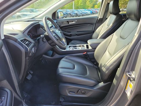 Used 2022 Ford Edge Titanium AWD/4WD image 21