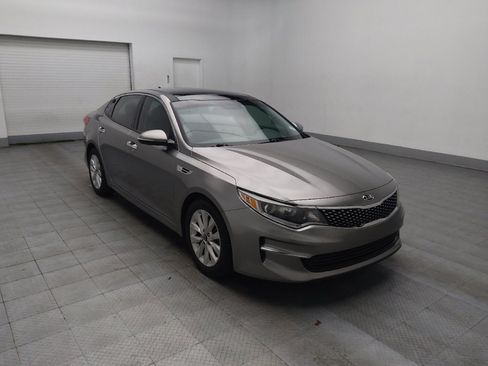 Used 2018 Kia Optima EX w/ Premium Package image 13