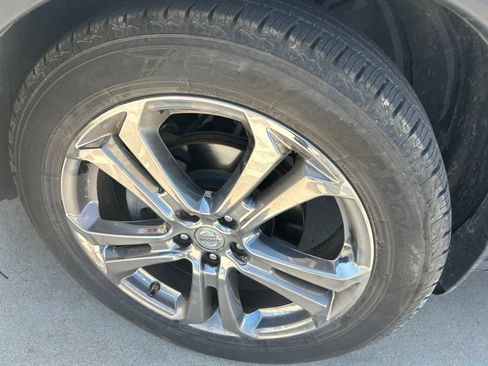 Used 2016 Nissan Murano Platinum w/ Platinum Technology Package AWD/4WD image 8