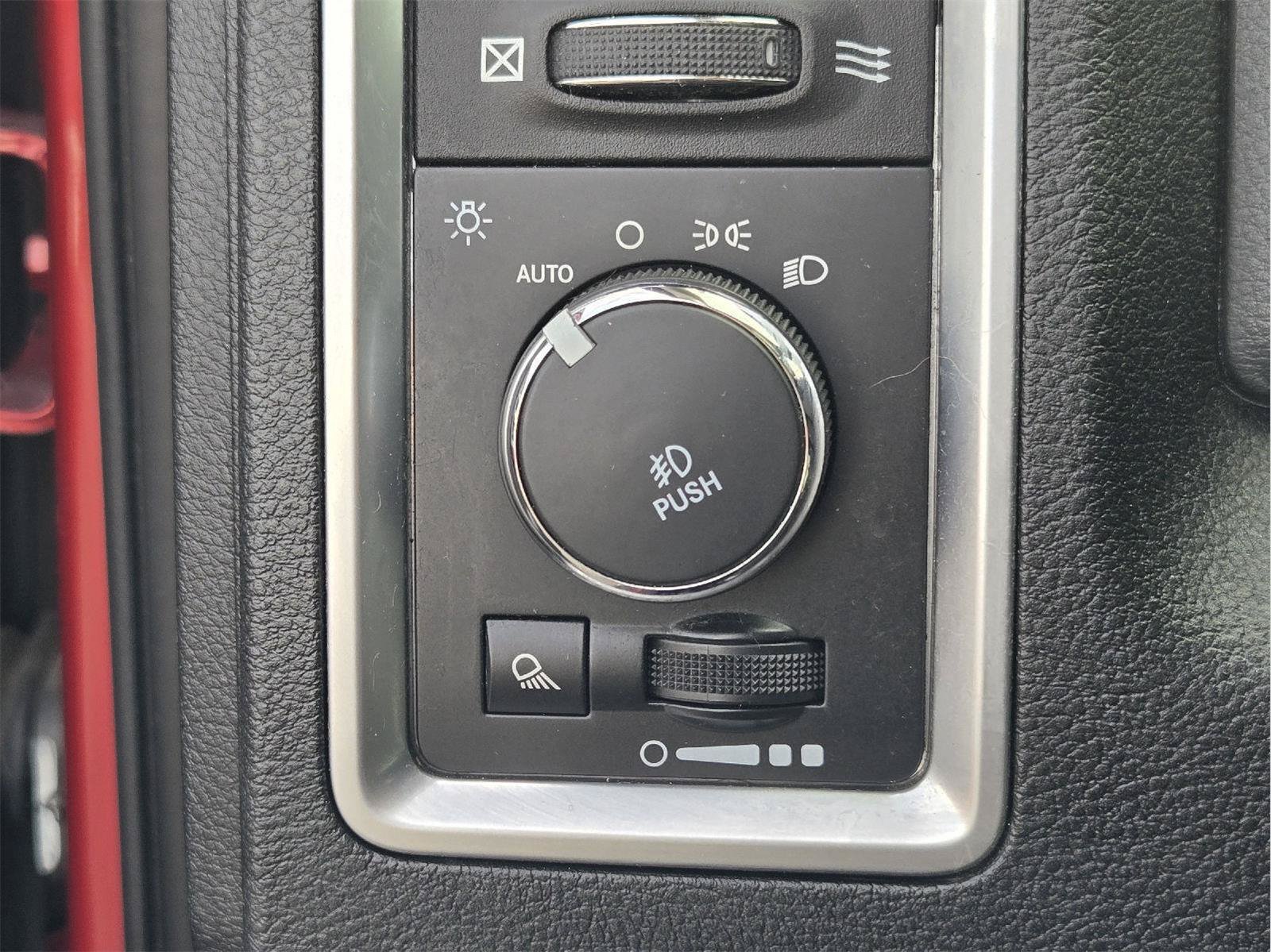 Used 2015 RAM 1500 Outdoorsman RWD image 19