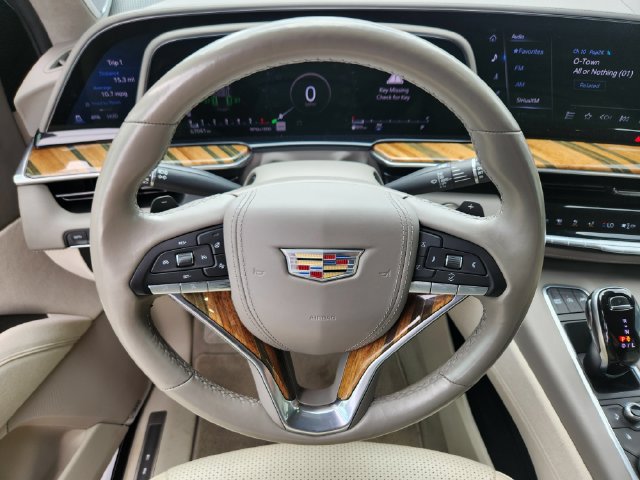 Used 2021 Cadillac Escalade ESV Sport Platinum AWD/4WD image 13