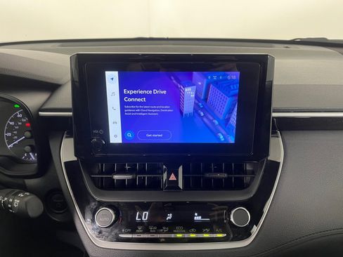 Used 2024 Toyota Corolla Cross AWD Hybrid image 20