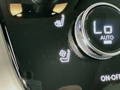 Used 2026 INFINITI QX60 Luxe w/ Cargo Package FWD image 21