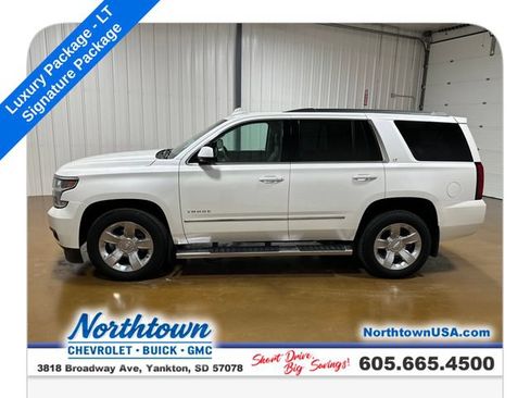 Used 2017 Chevrolet Tahoe LT w/ LT Signature Package AWD/4WD image 2