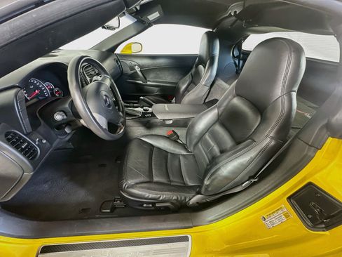 Used 2008 Chevrolet Corvette Coupe RWD image 13