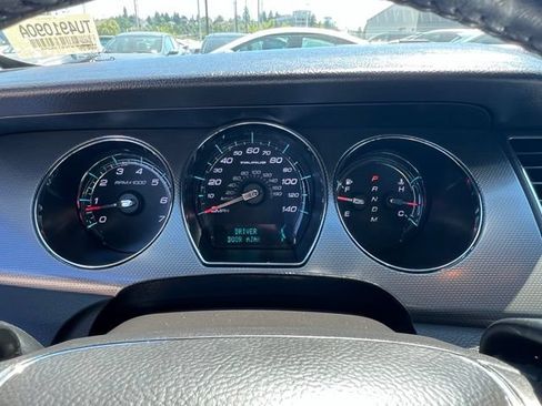 Used 2012 Ford Taurus SEL FWD image 18