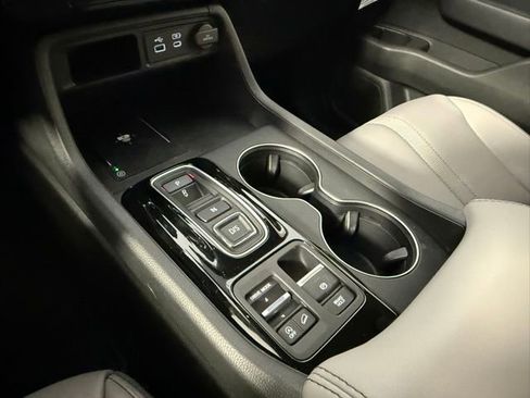 Used 2025 Honda Pilot EX-L image 21