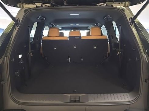 New 2026 Lexus LX 600 4WD w/ Luxury Package image 33