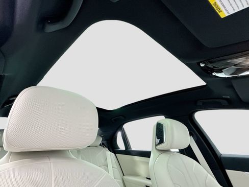Used 2026 BMW i7 eDrive50 RWD image 17