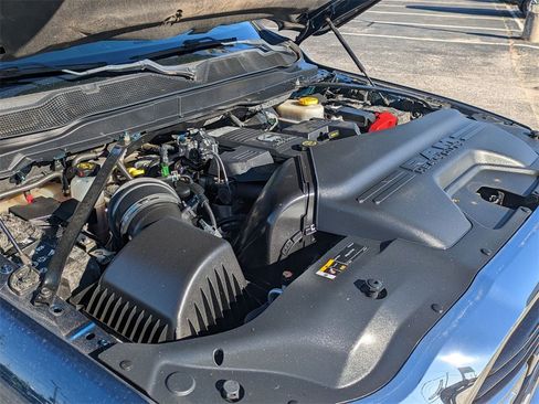 Used 2019 RAM 2500 Big Horn image 36