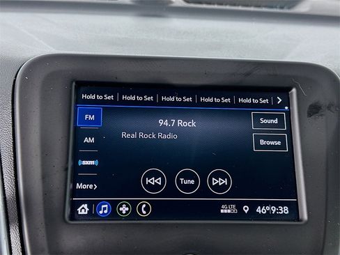 Used 2020 Chevrolet Equinox LT image 14