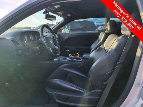 Used 2009 Dodge Challenger SRT8 w/ SRT Option Group II image 12