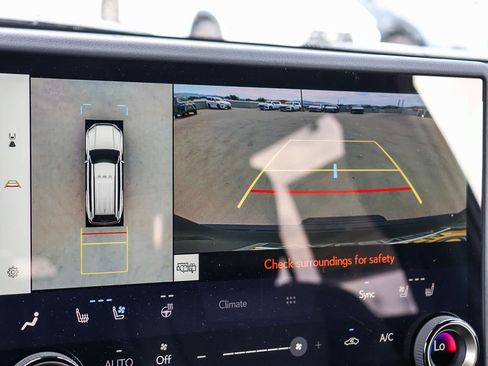 New 2026 Lexus GX 550 AWD/4WD image 24