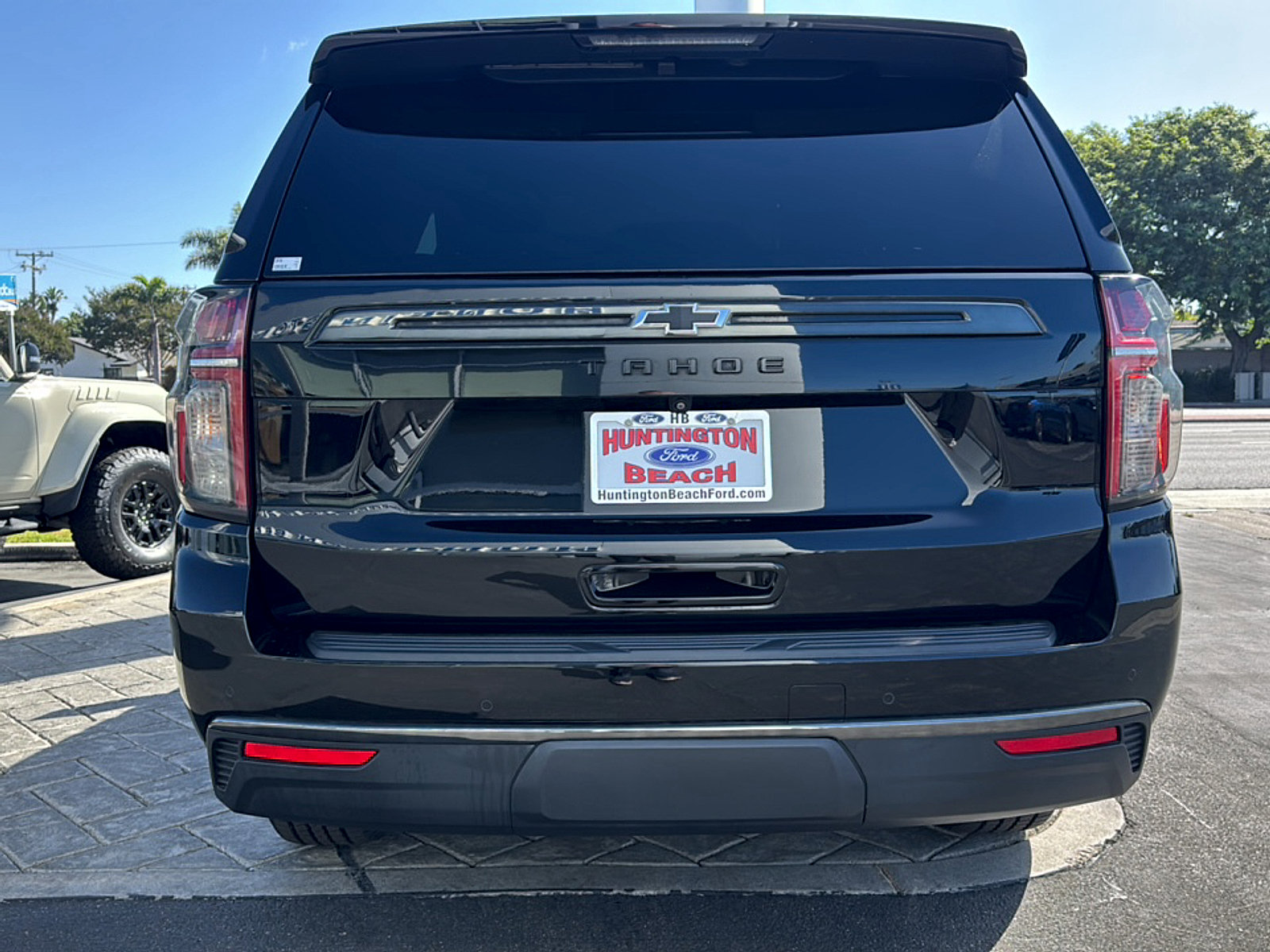 Used 2022 Chevrolet Tahoe Z71 AWD/4WD image 9
