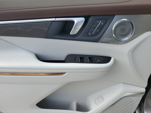 New 2026 Buick Enclave Avenir w/ Super Cruise Package FWD image 17