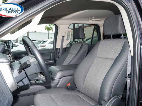 Used 2024 Ford Expedition Max XLT RWD image 18