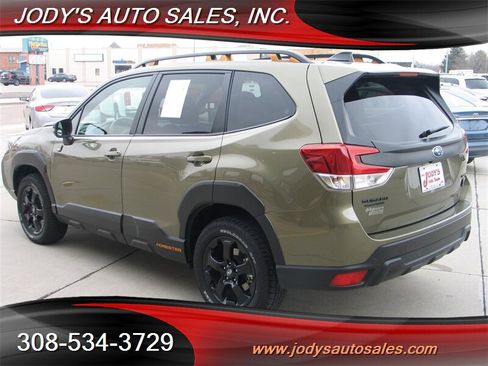 Used 2024 Subaru Forester Wilderness image 40