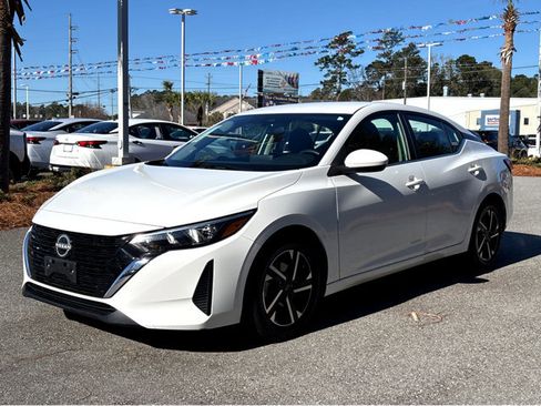 Certified 2024 Nissan Sentra SV image 3